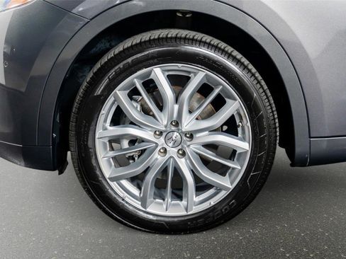 Used 2022 Maserati Levante GT AWD/4WD image 12