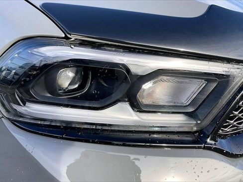 Used 2021 Dodge Durango SXT image 30