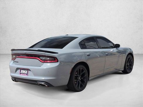 Used 2021 Dodge Charger SXT w/ Blacktop Package RWD image 5