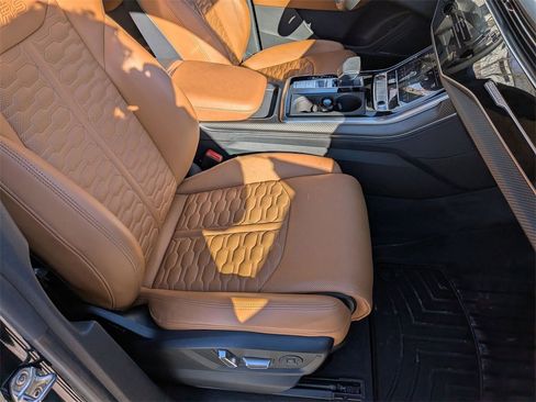 Used 2022 Audi RS Q8 image 33