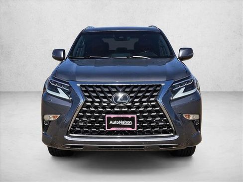 Used 2021 Lexus GX 460 Premium w/ Premium Package image 2