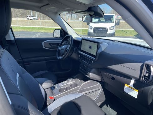 New 2026 Ford Bronco Sport Outer Banks w/ Outer Banks Tech Package+ image 21