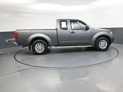 Used 2018 Nissan Frontier SV RWD image 37