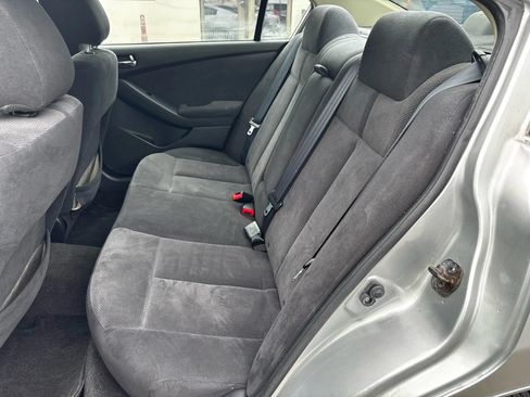 Used 2009 Nissan Altima 2.5 S FWD image 12