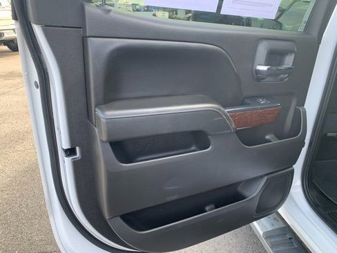 Used 2018 GMC Sierra 1500 SLT image 17