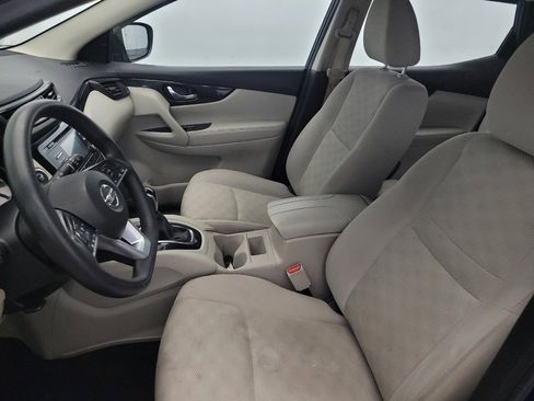 Used 2018 Nissan Rogue Sport SV image 17