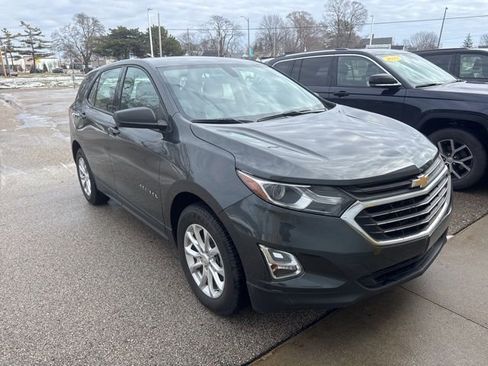 Used 2018 Chevrolet Equinox LS image 1