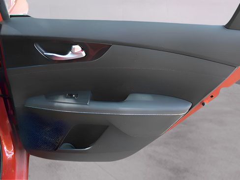 Used 2023 Kia Forte GT-Line w/ GT-Line Premium Package image 34