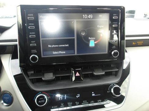 Used 2020 Toyota Corolla LE image 17