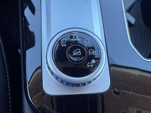 Used 2025 Mitsubishi Outlander SEL FWD image 25
