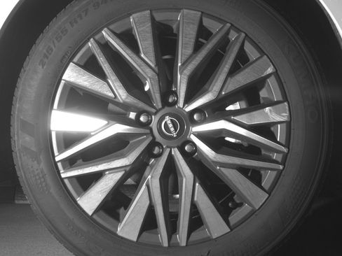 Used 2025 Nissan Altima 2.5 SV FWD image 13