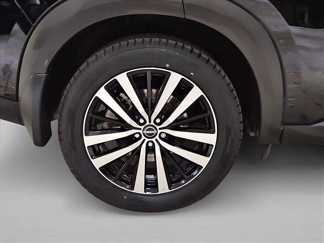 Used 2024 Nissan Pathfinder Platinum AWD/4WD image 20