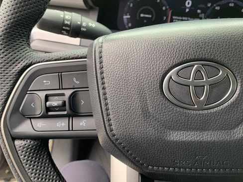 Used 2026 Toyota Tacoma TRD Off-Road AWD/4WD image 22