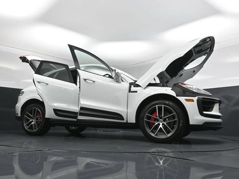 New 2026 Porsche Macan S AWD/4WD image 35