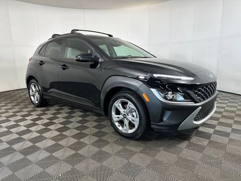 Used 2023 Hyundai Kona SEL image 2