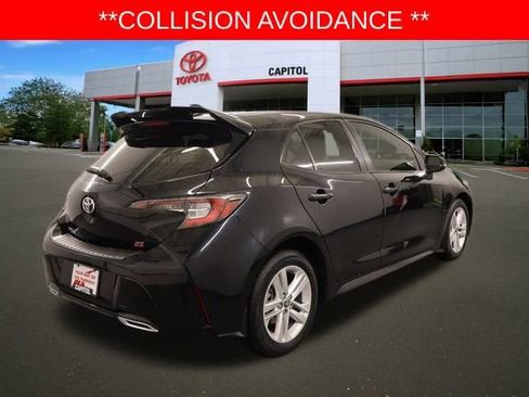 Used 2019 Toyota Corolla SE image 3