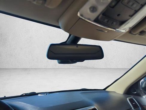 Used 2014 Jeep Grand Cherokee Limited w/ Luxury Group II image 12