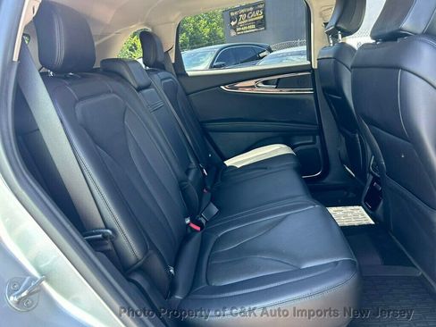 Used 2022 Lincoln Nautilus Reserve w/ Cargo Utility Package AWD/4WD image 37