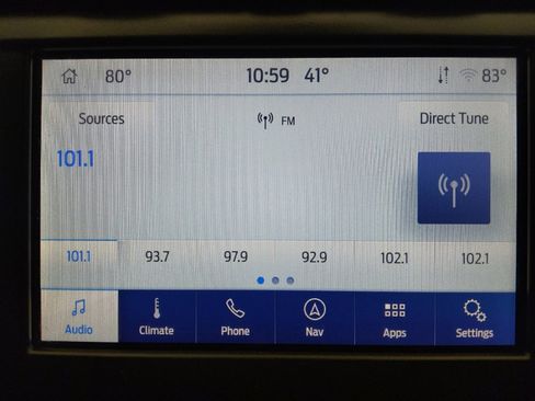 Used 2020 Ford Fusion SE image 25