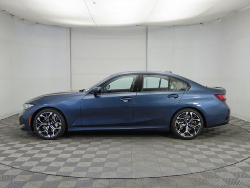 New 2026 BMW 330i Sedan w/ M Sport Package image 8