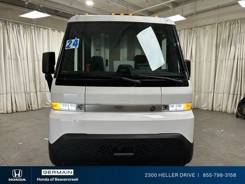 Used 2024 Chevrolet Brightdrop 400 w/ Commercial Equipment Package AWD/4WD image 3
