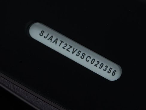 Certified 2025 Bentley Bentayga image 51