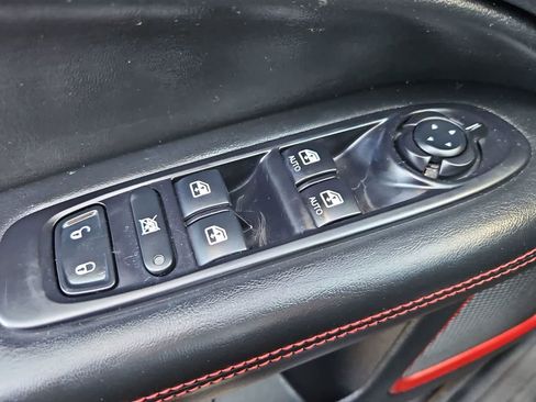 Used 2021 Jeep Compass Trailhawk AWD/4WD image 17