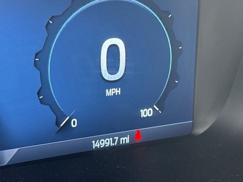 Used 2024 Ford F350 Lariat w/ Camper Package image 22