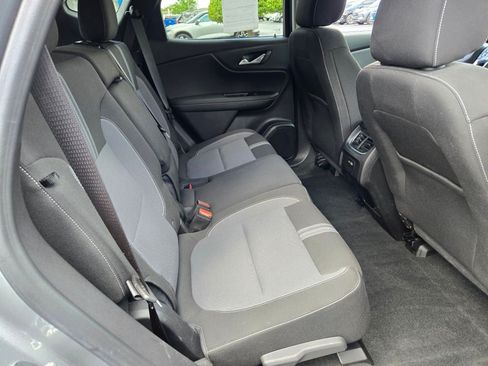 Used 2024 Chevrolet Blazer LT w/ Convenience Package FWD image 11