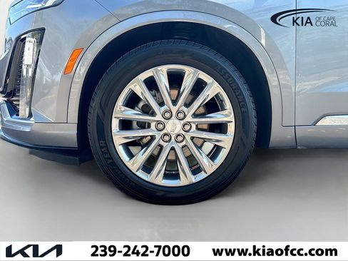 Used 2021 Cadillac XT6 Premium Luxury AWD/4WD image 43