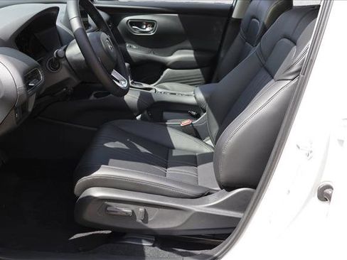 New 2026 Honda HR-V EX-L image 11