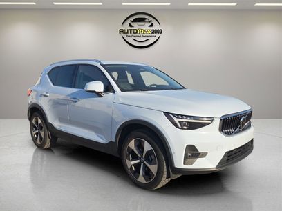 Used 2024 Volvo XC40 B5 Plus w/ Protection Package Premier