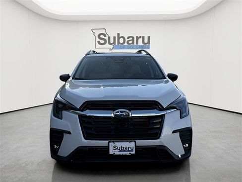 New 2025 Subaru Ascent Limited image 2