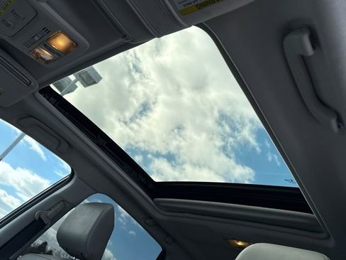 Used 2015 Subaru Forester 2.5i Touring w/ Eyesight & Navigation System image 26