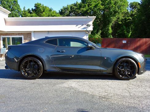 Used 2016 Chevrolet Camaro SS RWD image 11