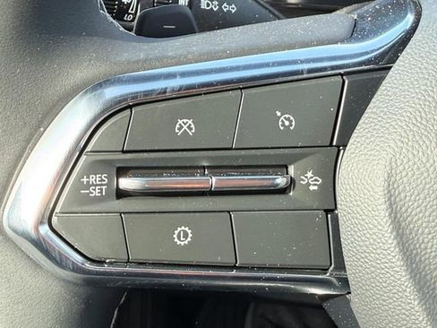 New 2026 Chevrolet Traverse LT w/ LPO, Floor Liner Package image 9