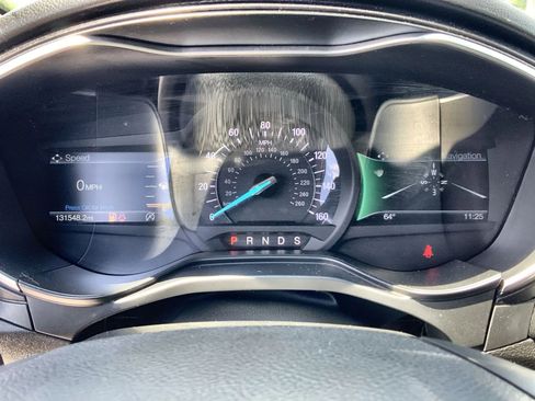 Used 2019 Ford Fusion Titanium FWD image 10