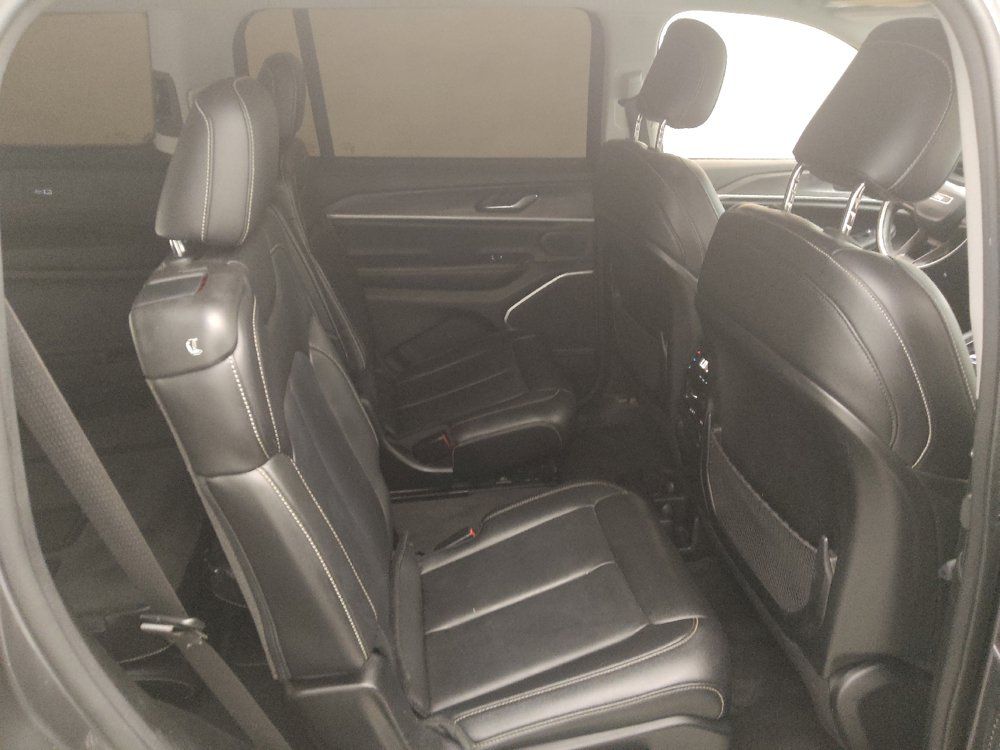 Used 2022 Jeep Grand Cherokee L Limited RWD image 19