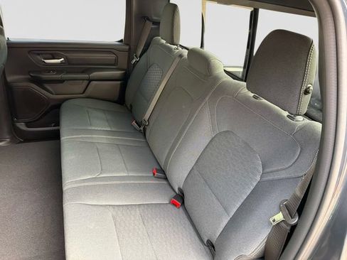 New 2026 RAM 1500 Express AWD/4WD image 16