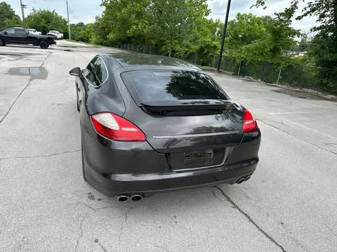 Used 2010 Porsche Panamera S RWD image 18