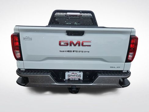 Used 2023 GMC Sierra 1500 SLE AWD/4WD image 4