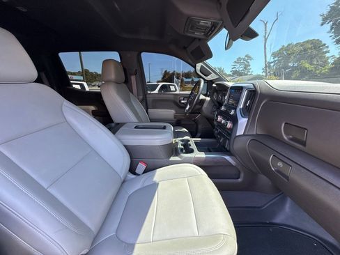 Used 2021 GMC Sierra 1500 SLT w/ SLT Premium Package AWD/4WD image 8