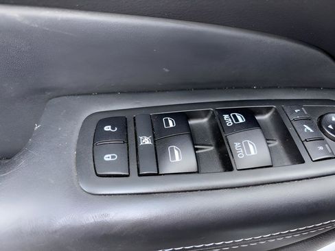 Used 2019 Jeep Grand Cherokee Summit w/ Platinum Series Group AWD/4WD image 27