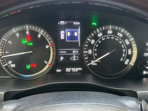 Used 2020 Lexus LX 570 4WD w/ Sport Package image 25