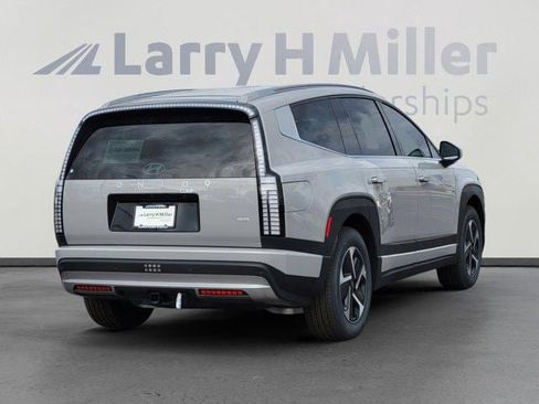 New 2026 Hyundai Ioniq 9 SE w/ Tow & Go Package image 5