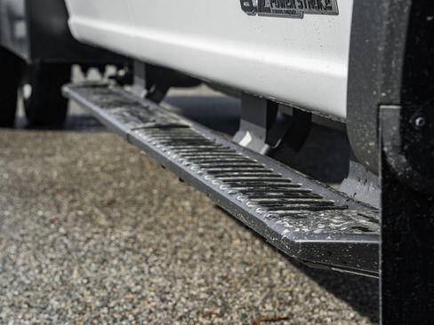 New 2026 Ford F550 4x4 Crew Cab image 19