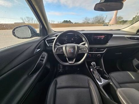Used 2024 Buick Encore GX Sport Touring image 13