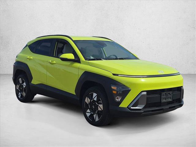 Used 2024 Hyundai Kona SEL AWD/4WD image 3