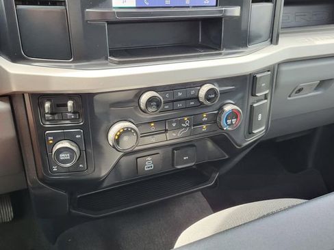 Used 2024 Ford F250 XL w/ STX Appearance Package AWD/4WD image 8