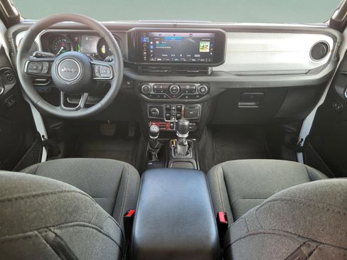 Used 2025 Jeep Wrangler Willys 4xe image 36